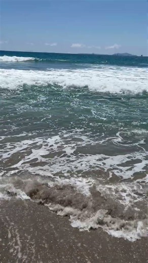 Silver Strand Beach, California 8/14/26 Air Temp (79) Water Temp (72) The amount of oil in the...
