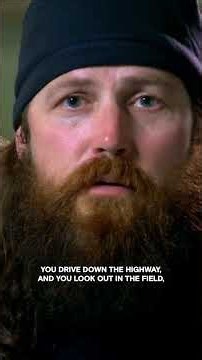 Willie Proves He’s Still a Redneck… Kinda 😂 #duckdynasty
