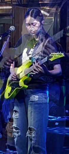 Nene Royal (OZONE Band) Guitar Solo "Holiday" - Scorpions