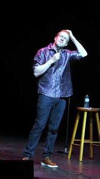 Broken Lights Can't Stop This Comedian's Show