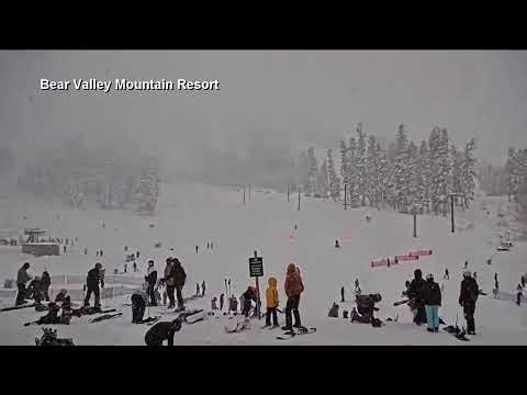 LIVE | USC Arrives for Alamo Bowl