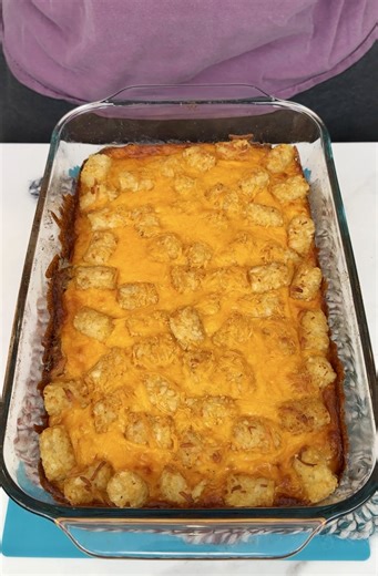Cozy Breakfast Casserole! Danny N shares a delicious breakfast using, sausage patties, eggs, garlic, onion, black pepper, sea salt seasonings, bacon bits, sharp cheddar shredded cheese and sonic tots. | Danny N’s Kitchen