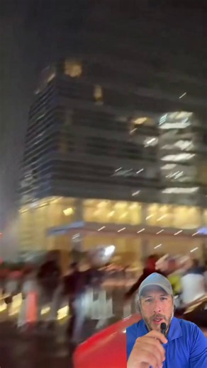 🇲🇽🇪🇨Mexican fans pulled out the oldest trick in Latin American soccer. From midnight to dawn, dozens of them surrounded Ecuador's team hotel with loudspeakers, horns, and revving motorcycles, all to sabotage their sleep before today's World Cup match. Ecuador filed a formal complaint. It's a deep tradition down here, but the question stands: clever home advantage, or straight up cheating?