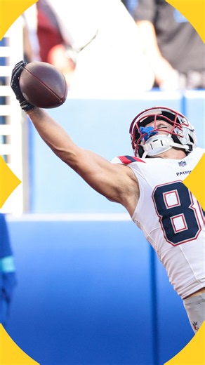 Buffalo Bills 26-29 New England Patriots: Efton Chism III makes 'eye-popping' one-handed touchdown catch
