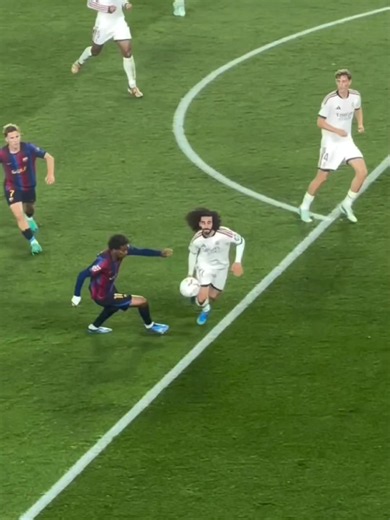 Cucurella vs Lamine Yamal highlights – Real Madrid vs Barcelona 2-1