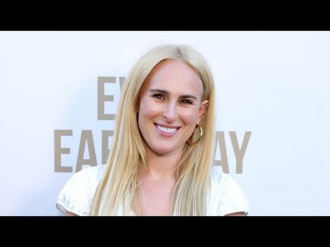 Rumer Willis Reveals How She Handles Criticism as a Single Mom | E! News