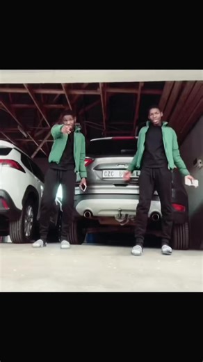 Exploring the Lekompo Lifestyle