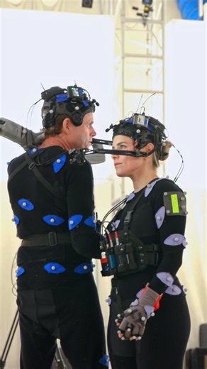 Tomb Raider Legacy of Atlantis: Behind-the-Scenes with Lara Croft & Larson