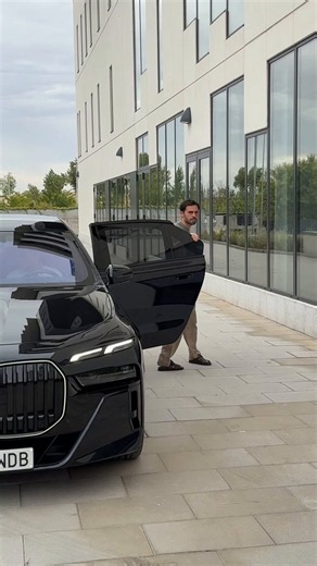 ⚪️👋🏻 First day at Real Madrid for Bernardo Silva.@lejournaldureal 🎥