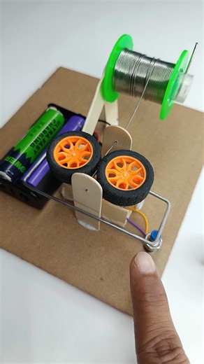 DIY Automatic Lead Feeder Tool with N20 Gear Motor #tech #experiment #project #dcmotor #shorts