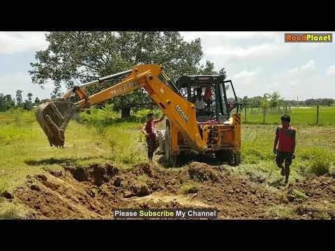 Escorts Dozer Working on Mud | Powerful Escorts Backhoe Video