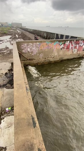 Akhir Tahun Hujan Deras di Jakarta