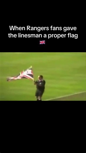 Yes I know it was a testimonial. Staunch ref, not many about these days 🙄🤣 #rangers #rangersfans #ref #unionjack #fyp