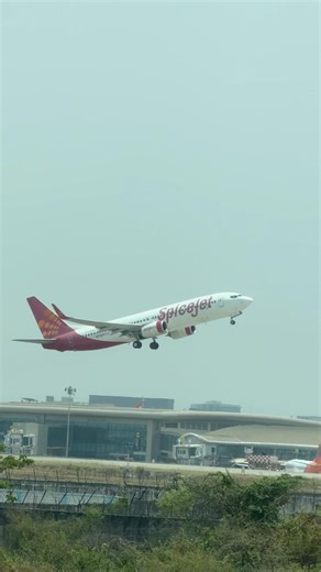 Pune International Airport SpiceJet takeoff