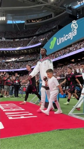 Nothing like walking out at home 🏟️