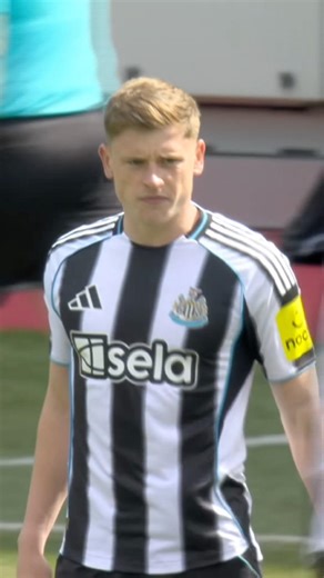 The link-up 🔥 #newcastle #football #nufc #premierleague