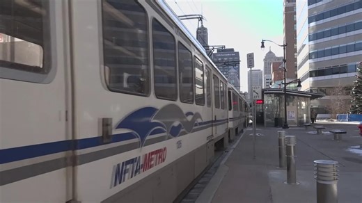Metro Rail makes changes to handle Sabres playoffs crowds
