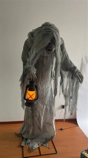 🎬 Watch the video — I’m testing our Swinging Ghost LIVE! Super realistic, full-size animated ghost with sound & light. Easy to use & amazing for Halloween. Your customers/guests will LOVE it! #HalloweenLife #AnimatedHalloween #ScaryGhost | CZTSY Halloween props