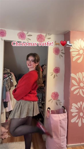 Merry Christmas! 🎅🏻✨ #ootd #christmas #outfit