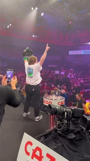 Lewis Capaldi's Inspiring Journey from Scottish Singer to Global Sensation #LewisCapaldi