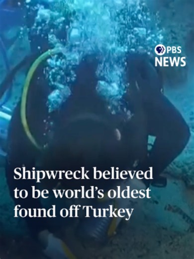Archaeologists say they have discovered what may be the world’s oldest known shipwreck, dating back some 4,700 years. The ship itself has long since disappeared, but roughly 30 clay jars remain intact on the seafloor. Their distinctive shape dates them to the Bronze Age, around the time the Pyramids of Giza were built. Researchers believe the jars originated in the Jordan Valley and likely carried olive oil or wine when the vessel sank along an ancient trade route. The expedition’s leader called