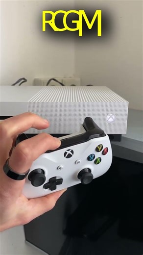 How To Connect A Wireless Xbox Controller To Your Xbox Console (2026)