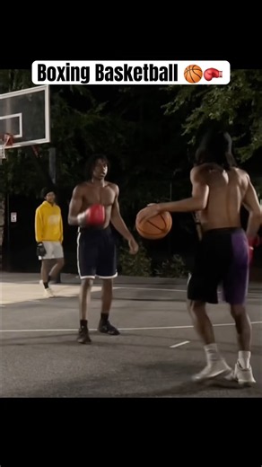 Boxing & basketball is crazy 😭 (via yungngtlive/ TT)
