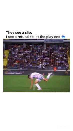 No11.football on Instagram: "Warrior talent “Federico Chiesa” Federico Chiesa is one of the most exciting and “unpredictable” wingers in modern football. What sets him apart is not just his technical capacity, but also the incredible energy and explosiveness he brings to the pitch. When Chiesa has the ball at his feet, he is one of the hardest players to stop. His ability to reach top speed from a static position (acceleration) shatters the balance of defenders. His changes of direction while ca