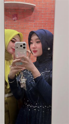 Konser Bersama Penyanyi Asli Ria Amelia dan Diva Hani