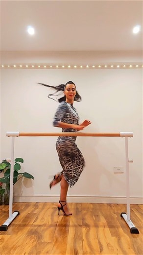 This Tango barre turn never gets boring! #dance #tango #tangobarre