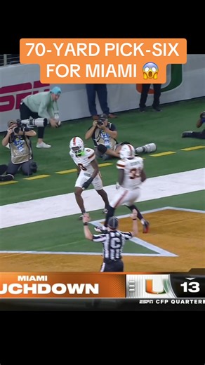 KEIONTE SCOTT READ IT LIKE A BOOK 👀 #CFP #cottonbowl #CFB #football #Miami