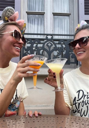 I took my best friend around the world for her birthday! @The Klick Life #epcot #drinkingaroundtheworld #epcotdrinkingaroundtheworld #disneyworldorlando