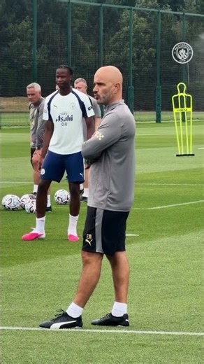 The Boss at work 🫡💪 #football #skills #mancity #premierleague #shorts