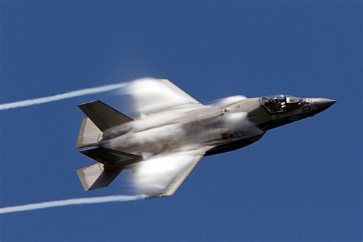 UFO files: 13 fighter jets chased flying object, star-shaped entity seen