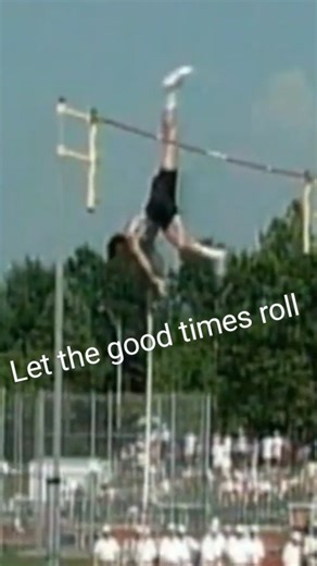 El Dorado Pole Vault Academy on Instagram: "Who rolled it better? Scott Huffman setting an American Record at 5.97m (19' 7") or Vladimir Yashchenko setting the last high jump World Record using the straddle technique at 2.35 m (7' 8 1/2")."