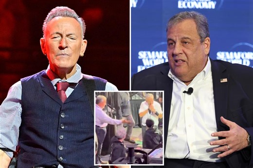 Bruce Springsteen leaves superfan Chris Christie hanging in rough concert moment in NYC