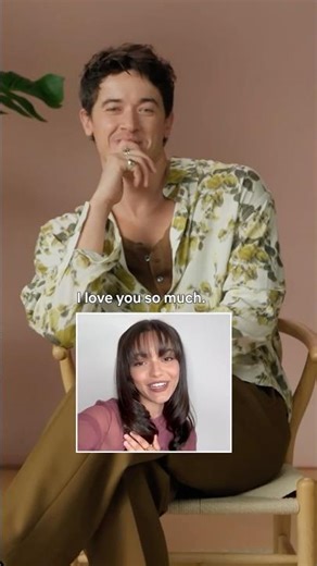 Tom Blyth gets a message from Rachel Zegler 📺: People We Meet on Vacation