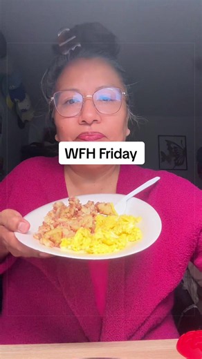 Yay WFH FRIDAY‼️ My daughter and I made a quick breakfast of fried potatoes with corned beef hash and scrambled eggs and cheese. No bread tho 🤷🏽‍♀️ #food #wfhfriday #breakfast #wehavefoodathome #workfromhome
