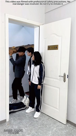 This Teacher Has the Best Tricks for Confiscating Phones!