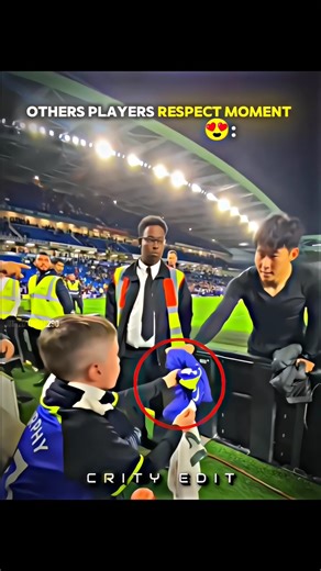 Football Players Showing True Respect & Humanity ❤️⚽