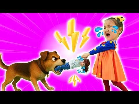 Alien Took My Baby Doll 👽🛸 + Safety Song, Opposites Song & Halloween Dance Songs | Hokie Pokie