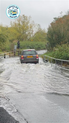 Freelander splashing through