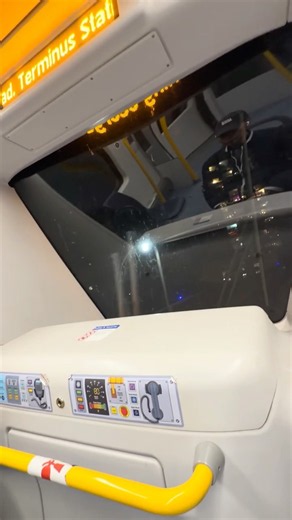 Vancouver SkyTrain Has No Driver?! I Tried the Driver’s Seat! #viralshorts