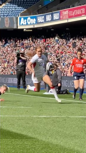Mia Venner scoring a beauty for the Red Roses 🌹| #redroses #englandrugby