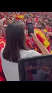 Spain fans takeover downtown Atlanta ahead of World Cup Match vs. Saudi Arabia