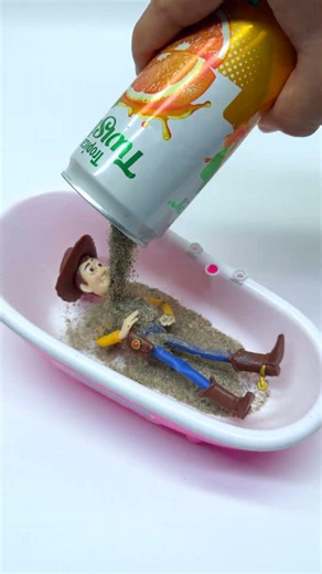 Unboxing Toy Story 5 - Woody take a bath in the bathtub #toys #shorts