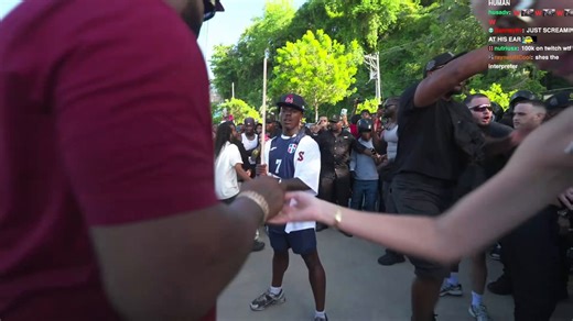 David Ortiz explains why Dominican Baseball players are so good, showing iShowSpeed that they practice with a stick and bottle caps to make tracking an actual ball way easier 😳🔥