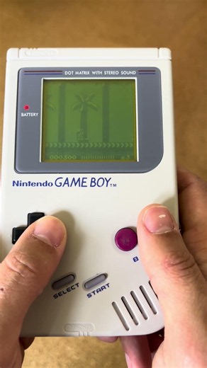 Let’s play Adventure Island on Game Boy