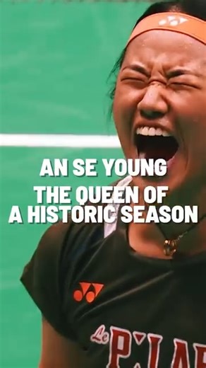 The queen of the court. 👑🏸 Watch every title-winning moment from 🇰🇷 An Se Young’s unforgettable, record-breaking 2025 season. 🫡 Full video 👉 https://youtu.be/kEEMjWWqxmA | BWF — Badminton World Federation