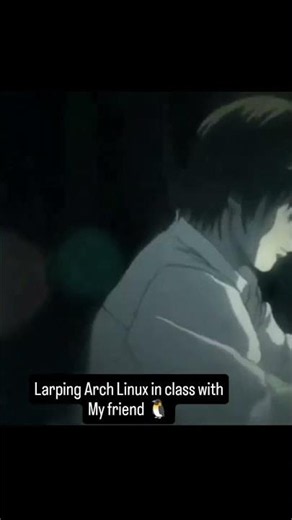 Arch linux noctalia niri larp in classroom with HasteyCybwe__ 😋🐧 #fyppppppppppppppppppppppp